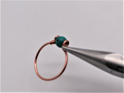 Abby Hook's Dainty Boho Ring - Final step, Contemporary Wire Jewelry, Loops, Wire Loop, Wrapped Wire Loop, trim the wire